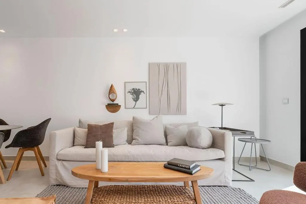 Stylish 1 Bedroom Apartment In Puerto Banus Marbella Spain