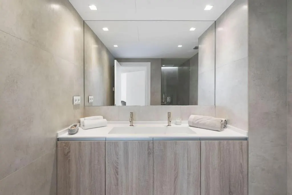 Stylish 1 Bedroom Apartment In Puerto Banus Marbella