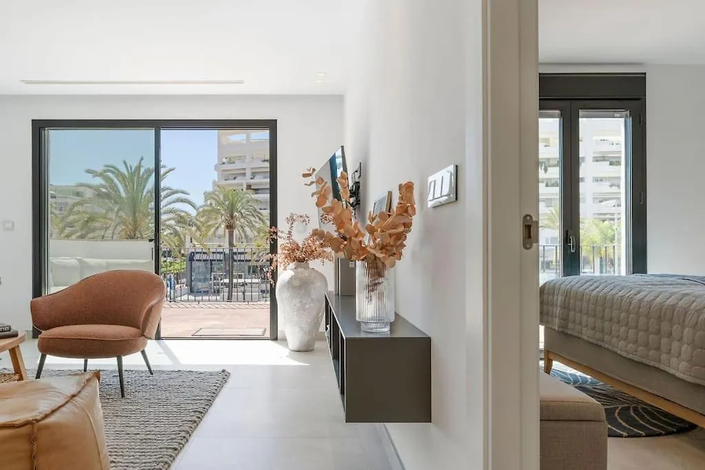 Stylish 1 Bedroom Apartment In Puerto Banus Marbella Spain